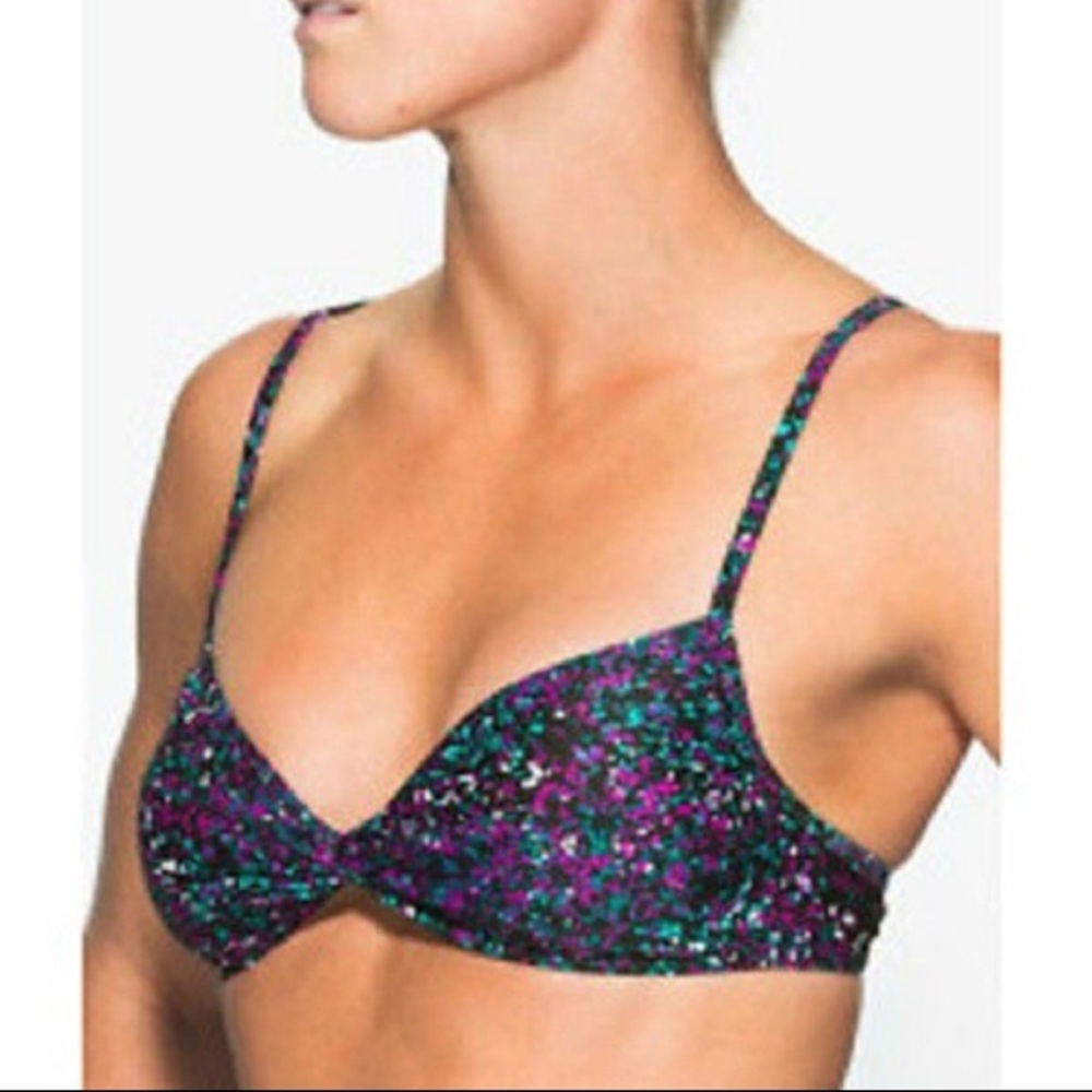 Athleta Santa Cruz Knot Bikini Top